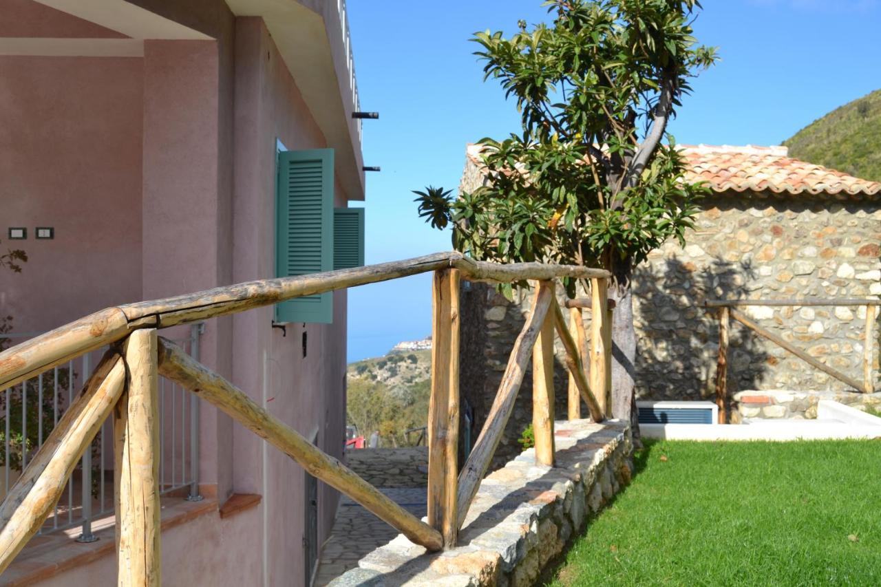 Borgo Rosso Di Sera Resort ซานลูซิโด ภายนอก รูปภาพ