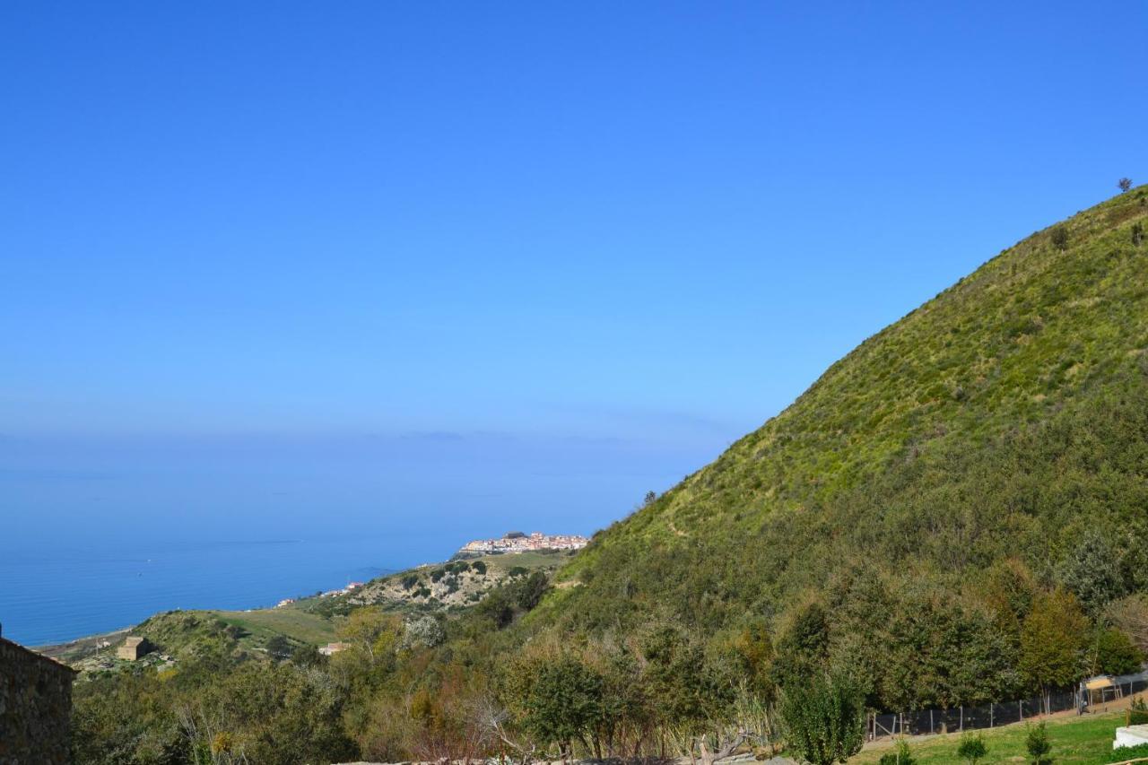 Borgo Rosso Di Sera Resort ซานลูซิโด ภายนอก รูปภาพ