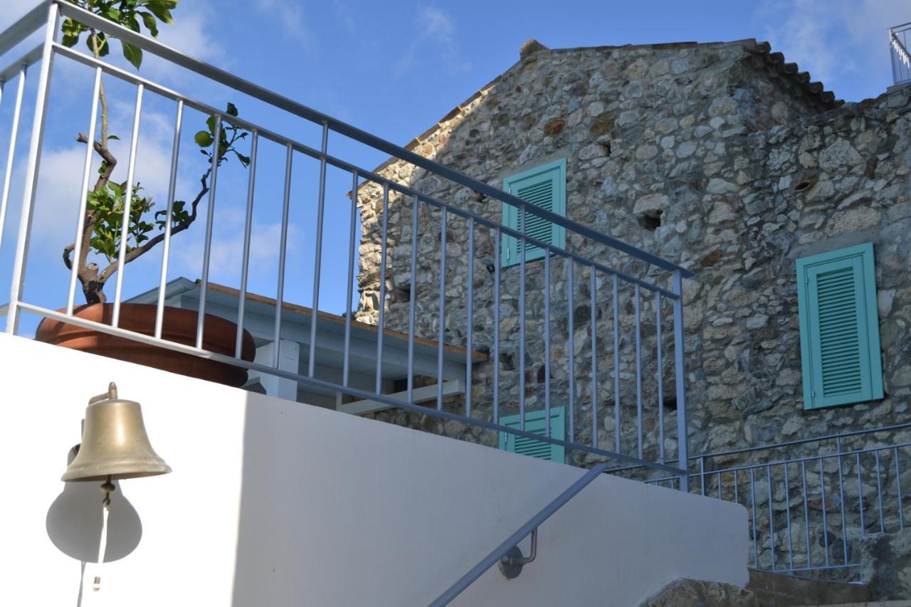 Borgo Rosso Di Sera Resort ซานลูซิโด ภายนอก รูปภาพ