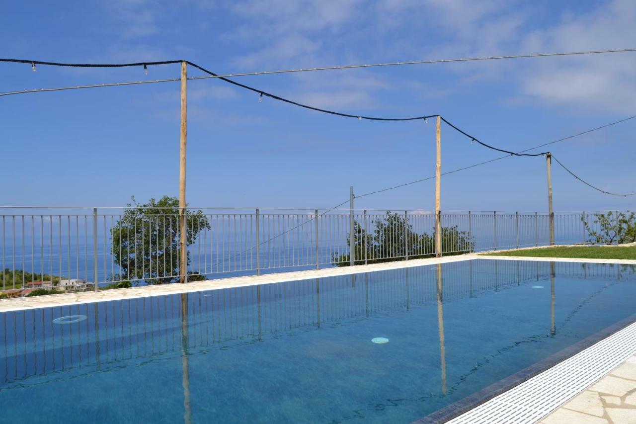 Borgo Rosso Di Sera Resort ซานลูซิโด ภายนอก รูปภาพ