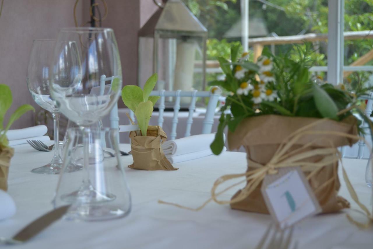 Borgo Rosso Di Sera Resort ซานลูซิโด ภายนอก รูปภาพ