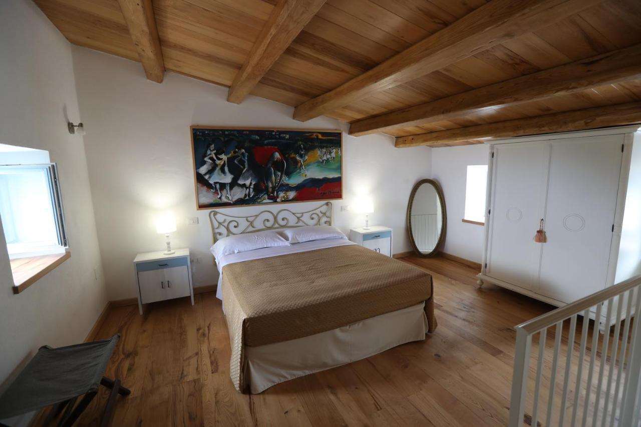Borgo Rosso Di Sera Resort ซานลูซิโด ภายนอก รูปภาพ