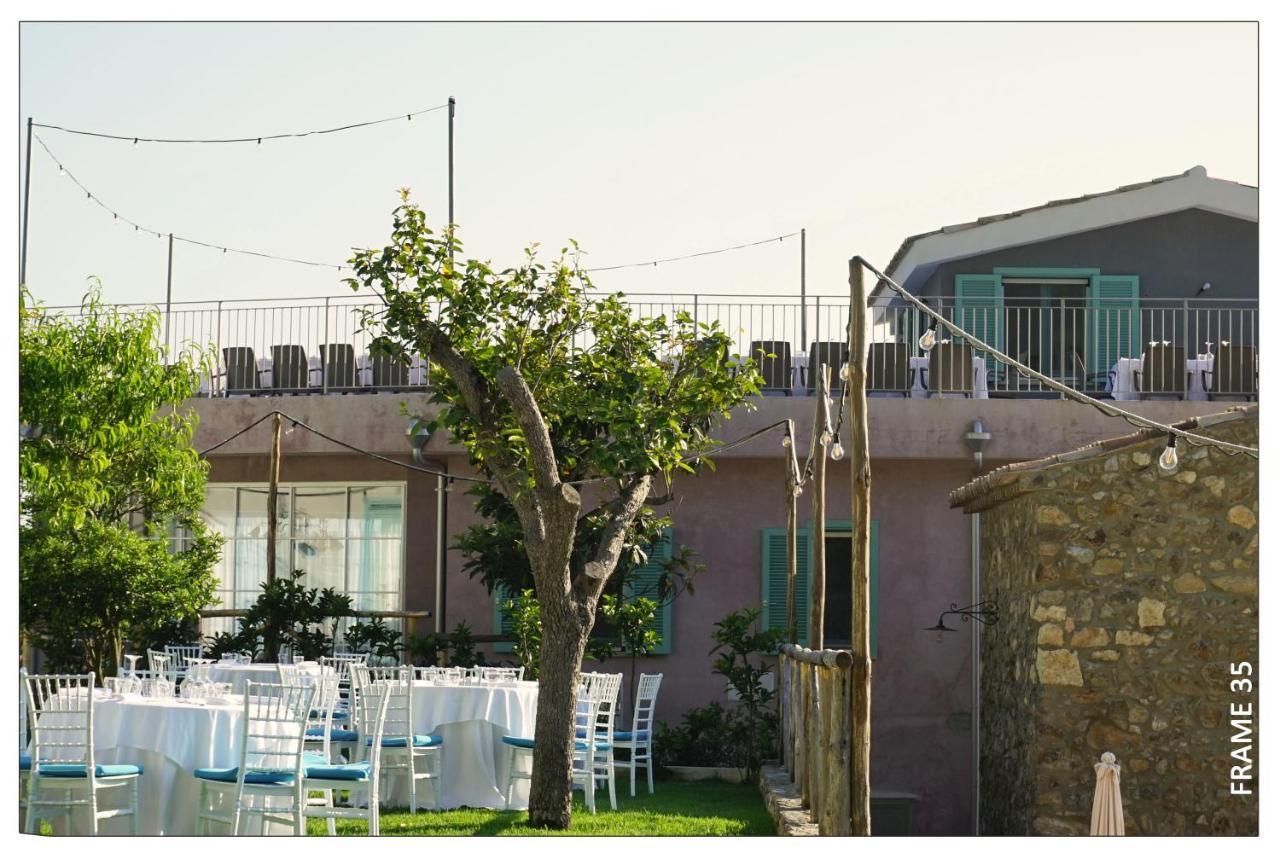 Borgo Rosso Di Sera Resort ซานลูซิโด ภายนอก รูปภาพ